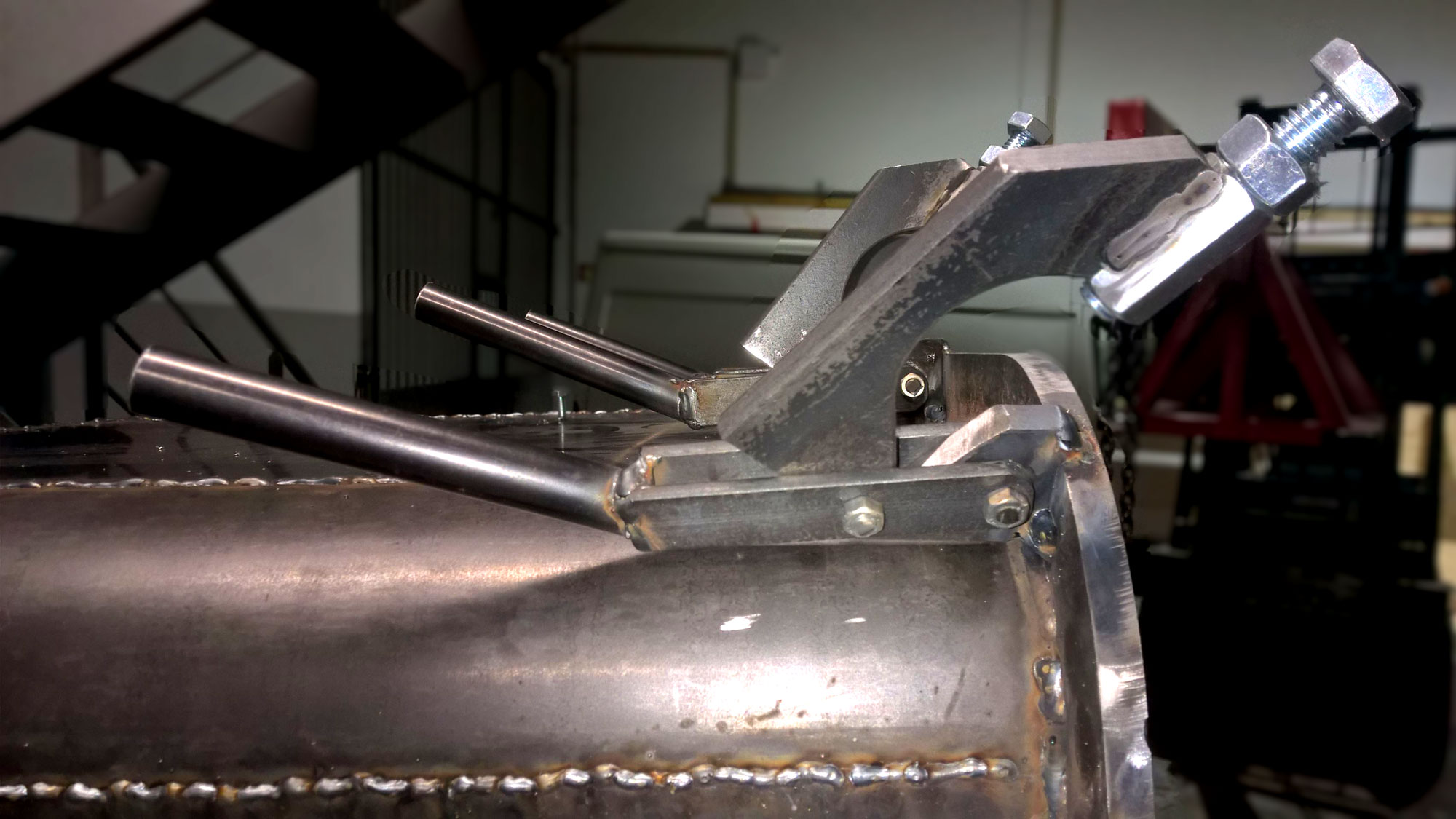 Molde para fabricação de caixas d'água por rotomoldagem.